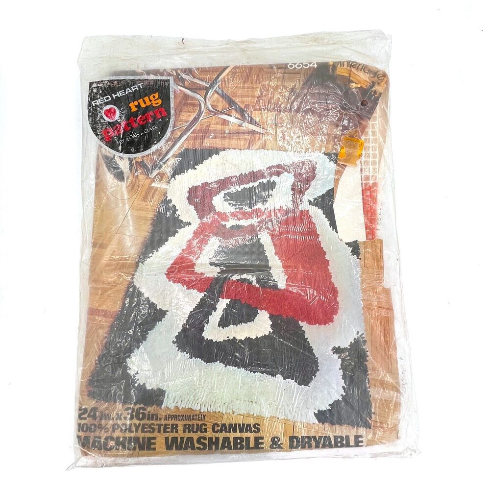 Vintage Red Heart  INTERLUDE #6654 Latch Hook Rug Canvas 24" x 36"